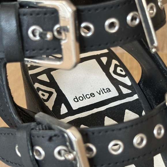 Dolce Vita Strappy block heels - Picture 3 of 3
